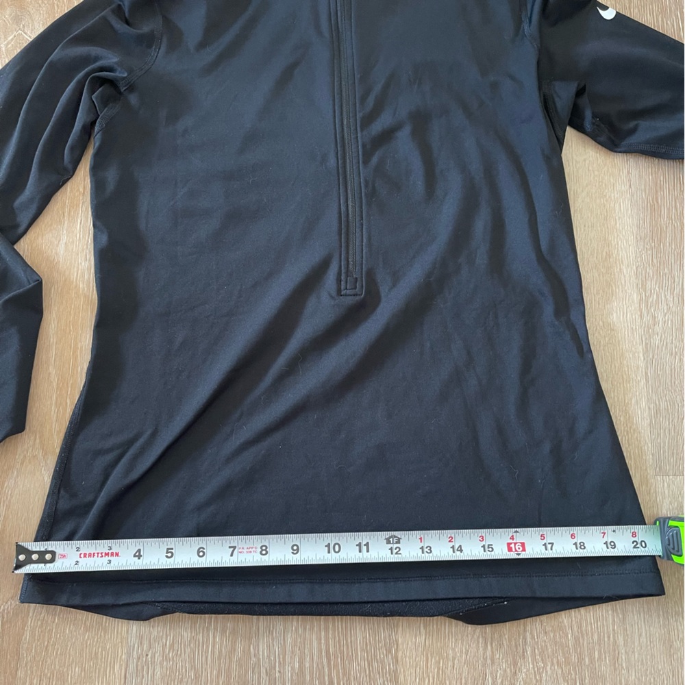 Nike Dri-Fit Quarter Zip - Picture 3 of 8